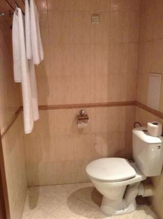 Отель Mura Hotel Банско Двухместный номер с 2 отдельными кроватями (для 2 взрослых и 1 ребенка) - Доступ в центр релаксации-27